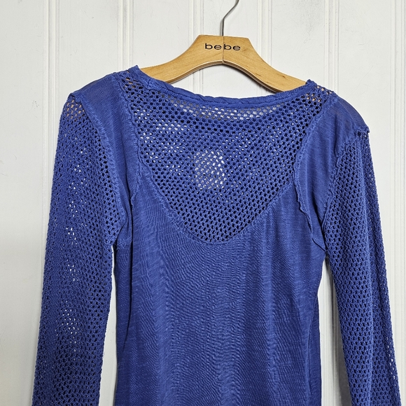 We The Free Solar Eclipse Top Womens Blue Mesh Panel Longsleeve Shirt Size S - Picture 7 of 11